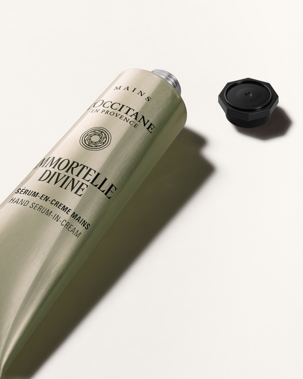 Immortelle Divine Hand Serum-in-Cream - Illustration 2