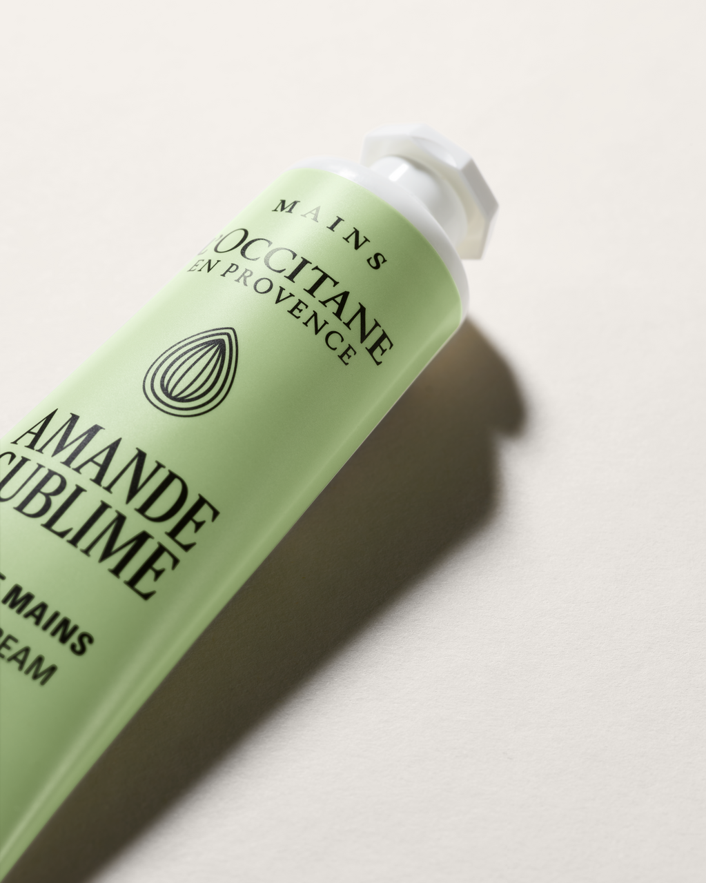 ALMOND HAND CREAM 30ML - Illustration 2