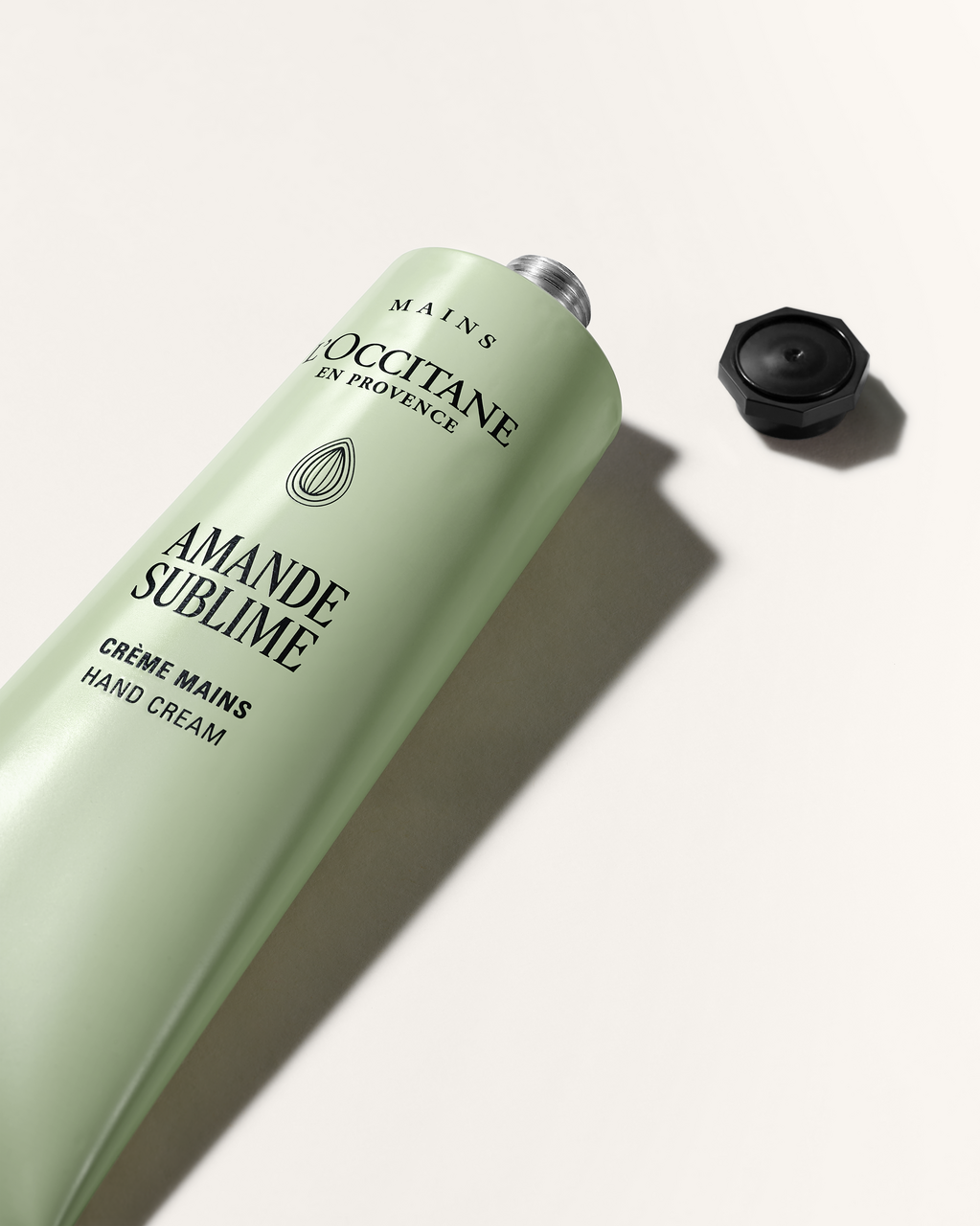 ALMOND HAND CREAM 150ML - Illustration 2